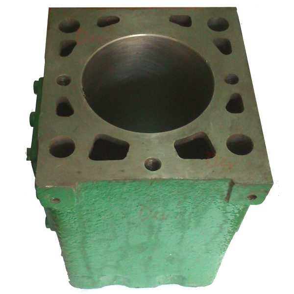 Lister CS Cylinder block with Studs DEV- 574-11000